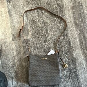 Michael Kors Jet Set Travel Large Messenger Crossbody Bag Brown NWT